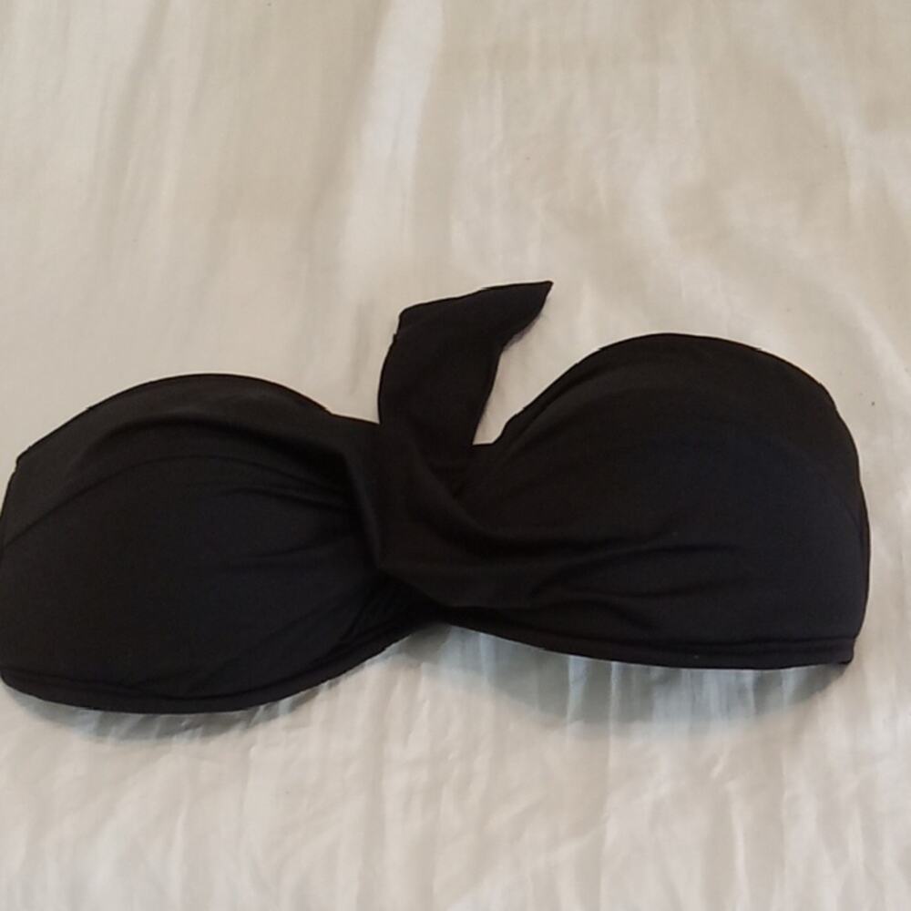 Tommy Bahamas Women's Size Small Black Strapless Bikini Top. Athleisure, Summer